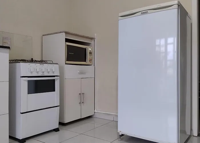 Kitnet Bem Localizada No Bairro Costa E Silva