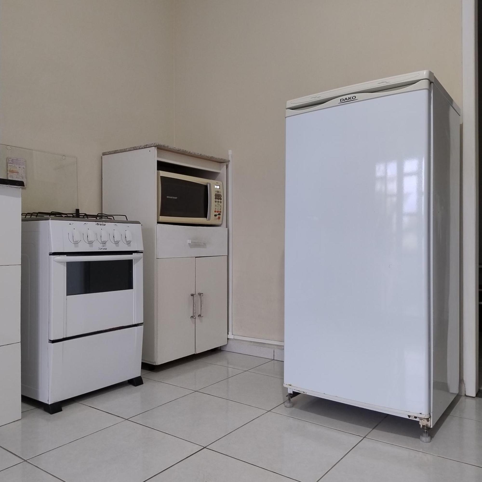 Kitnet Bem Localizada No Bairro Costa E Silva * Joinville